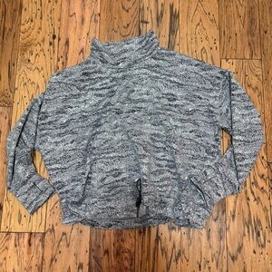 Kyodan Outdoor Heathered Gray Cowl Neck Pullover Size Medium